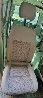 sedadlo spolujezdce VW T5