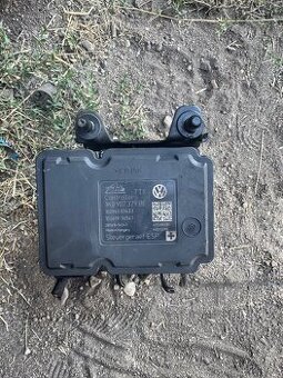 ABS jednotka VW Touran 1T3 – 1K0 907 379 BE