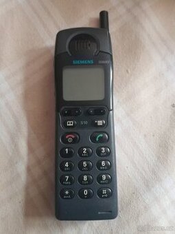 Mobilní tlačítkový telefon Siemens S10