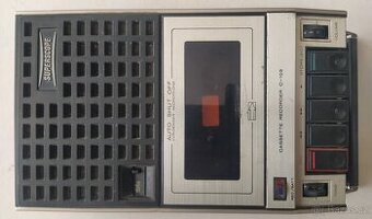 Kazeťák Superscope C-103