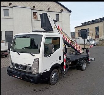 Nissan Cabstar - montážní plošina
