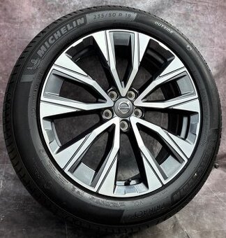 Letní sada alu kol Volvo V90 CC/XC40 235/50R19 105V