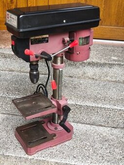 Prodám stolní LITINĚNOU vrtačku T.I.P. DRILLMASTER 15/6 -380