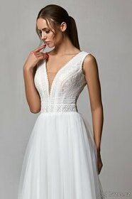 Luxusní nenošené svatební šaty, Bonnel S-M, 38EU