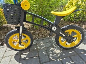 Dětské odrážedlo First Bike Yellow Geis
