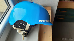 Juniorská lyžařská helma PRO-TEC - 1