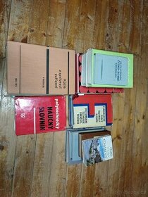 Knihy technické, slovníky