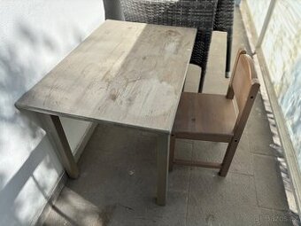Ikea dětský stůl s židlí