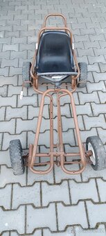 Bugina, motokára - 1