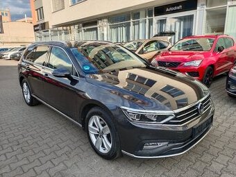VW Passat B8 Variant 2.0TDI 110kW DSG 74tkm Matrix Virtual