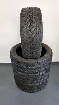 Zimní pneumatiky 235/45/20, Goodyear, DOT3120