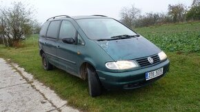 VW Sharan 1,9 85kW s téměř plnou nádrží