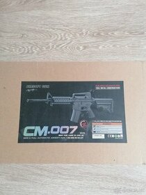Airsoftová zbraň M4 R.I.S - celokov (CM007)