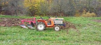 Kubota B1402