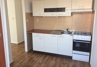 Pronájem byty 2+1 40 m2 - FM - Bezručova