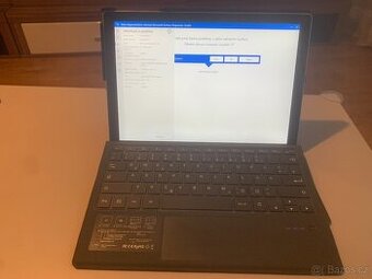 Surface Pro7 i5/8GB/128GB.