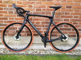 Gravel Bike Pinarello Crossista Grevil Shimano GRX 800 Ekar
