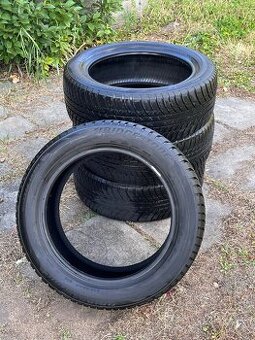 Zimní pneu Bridgestone Blizzak 205/55 R17