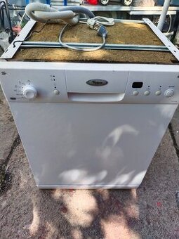 Prodám funkční myčku značky Whirlpool o šíři 60 cm--DOVEZU--