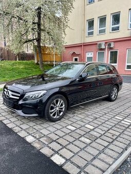 Mercedes - Benz C220cdi/125kw, 4x4, Avantgarde, pěkný vůz