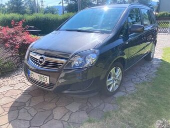Opel Zafira B 1,8 103 kW, šedá, 106.343 km, 7 míst
