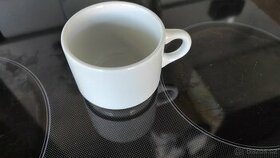Bílý šálek porcelán - 1