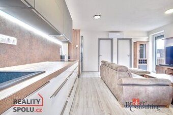Prodej, byty/4+kk, 84 m2, Nádražní 2891/63, 37001 České Budě