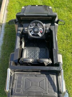 Elektrické autíčko Mercedes benz AMG 63 6x6