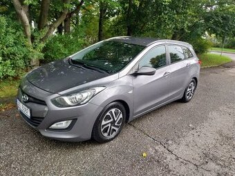 Hyundai i30 r.v 2013 1,4 benzín + LPG