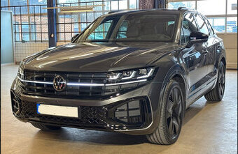 Volkswagen Touareg R Line 210kw , PANO, Matrix,360°