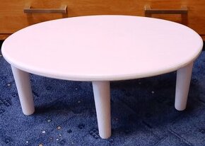 Oválný květinový stolek