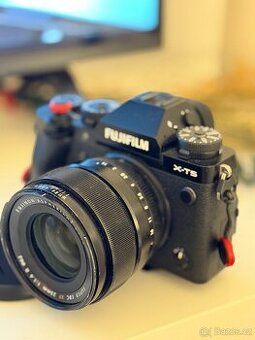 FUJIFILM X-T5 & FUJION 23mm f1,4 R