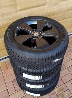 NOVÁ zimní sada ŠKODA SUPERB 3 5x112 R17 také Passat B8
