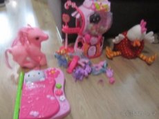 Hračky pro holčičku