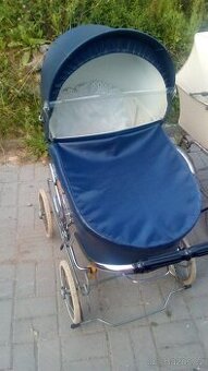 Retro kočárek Liberta