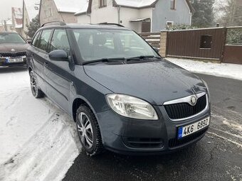 Škoda Fabia 2 1.6 16 v benzin 2009  top stav