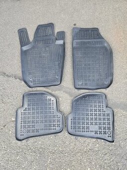 Gumové koberečky Škoda Fabia 3