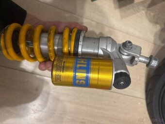Centralni tlumic Ohlins z Yamaha R1 04-06 Rn12