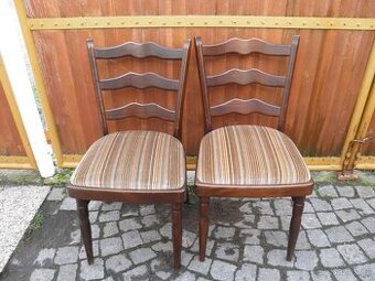 DVĚ KVALITNÍ ŽIDLE - NOVÁ CENA