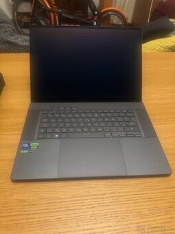 ASUS ROG Zephyrus G16 kovový - herní notebook, počítač, PC