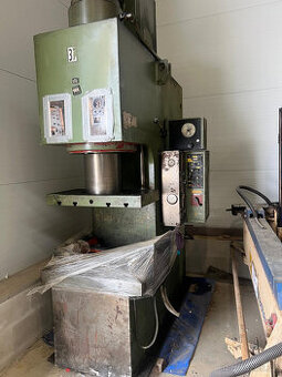 lis hydraulický PYE 160 S1.M