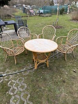 Zahradni ratanový nábytek