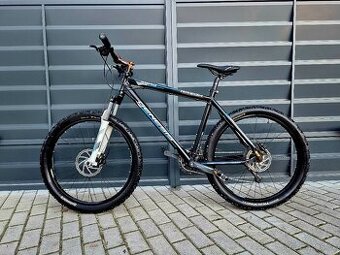 (56)Horské hliníkové  kolo Genesis