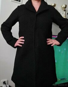 Černý kabát Esmara