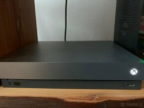 Xbox one X 1TB