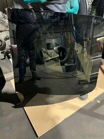 zadní sklo Mercedes, VW crafter BUS