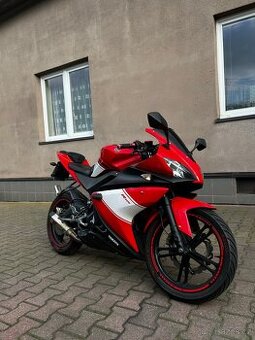 Yamaha YZF R125