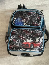 Prodám školní batoh pro první stupeň zn. Bagmaster