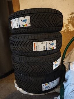 Celoroční pneu 205/55/16 nové Dot 5224