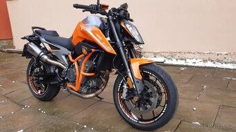 KTM Duke 790